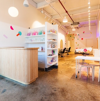 Plus de détails pour 4346 12th St, Long Island City, NY - Commerce de détail à louer