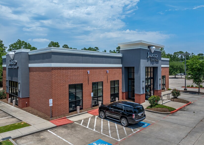 Jared and The Container Store portfolio of 2 properties for sale on LoopNet.ca - Building Photo - Image 2 of 6