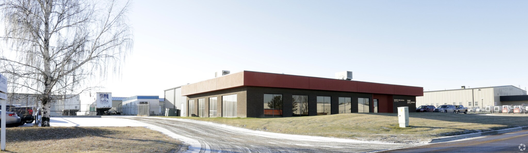 2107 87 Av NW, Edmonton, AB for sale Primary Photo- Image 1 of 1