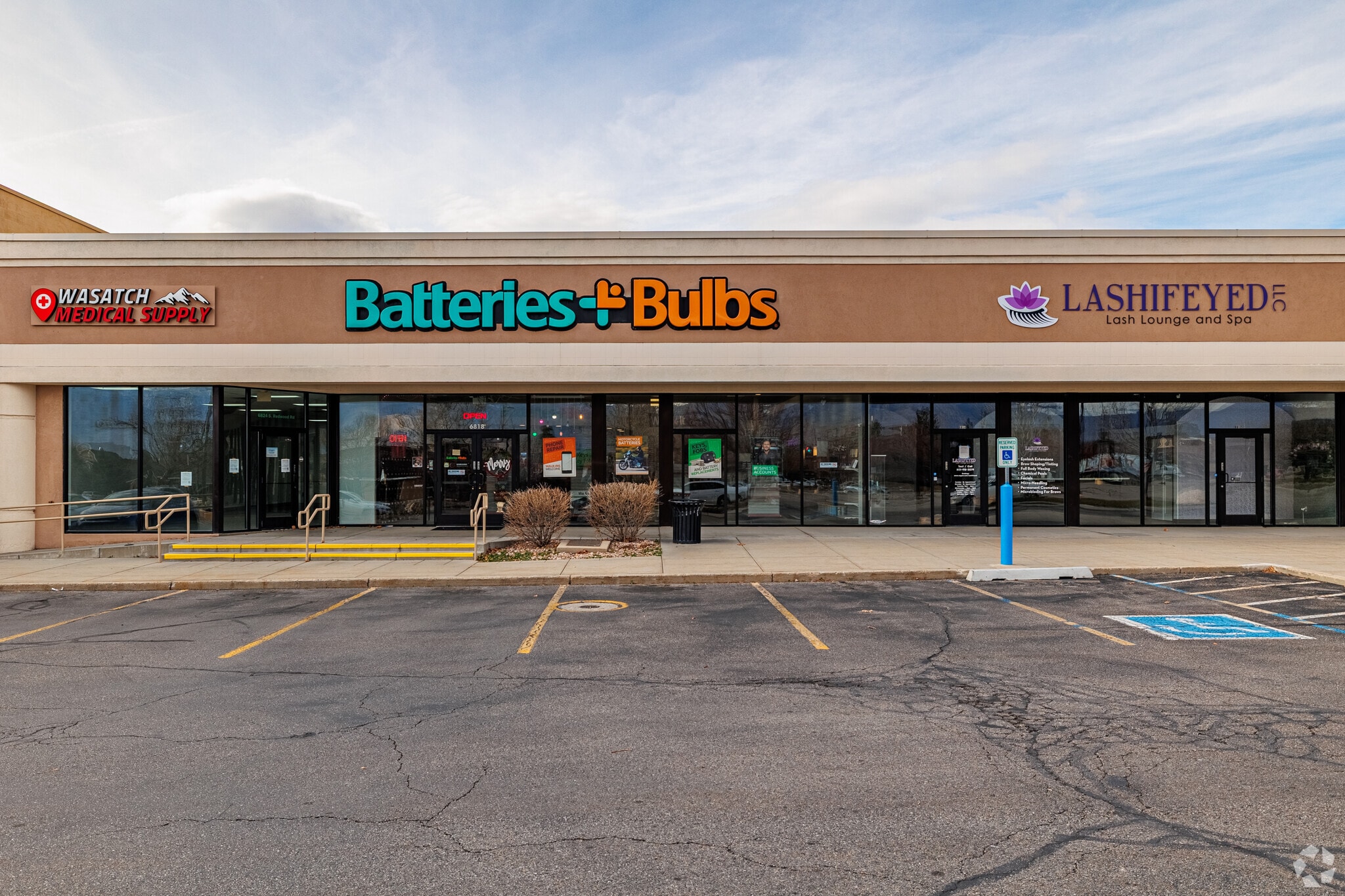 7000 S Redwood Rd, West Jordan, UT for lease Building Photo- Image 1 of 4