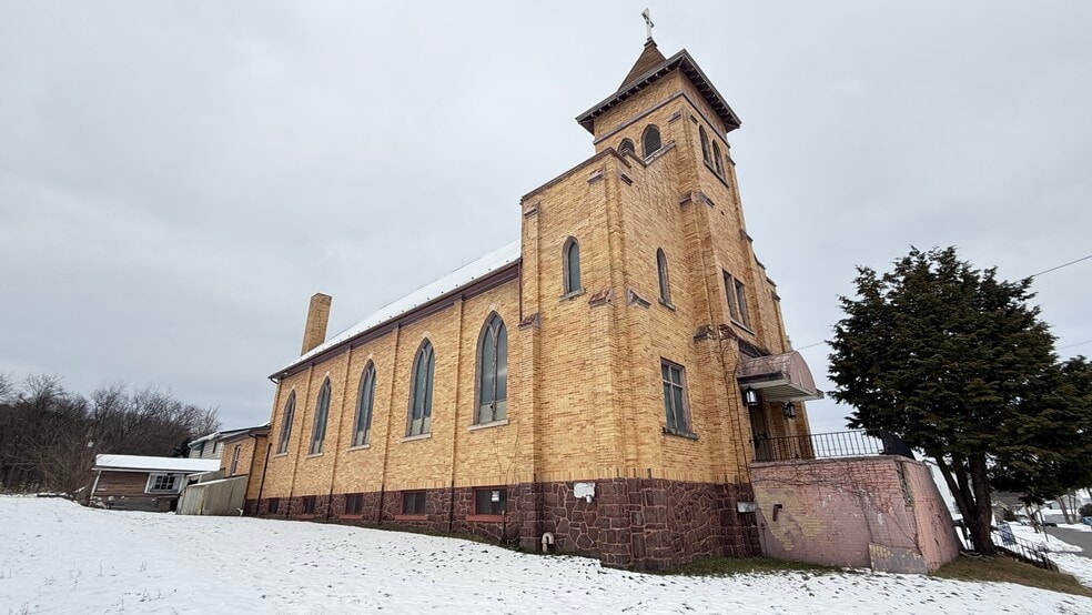 300 Vandermark Rd, Nanticoke, PA for sale - Building Photo - Image 3 of 20