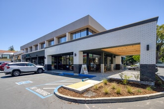 2551 San Ramon Valley Blvd, San Ramon, CA à louer Photo intérieure- Image 2 de 3