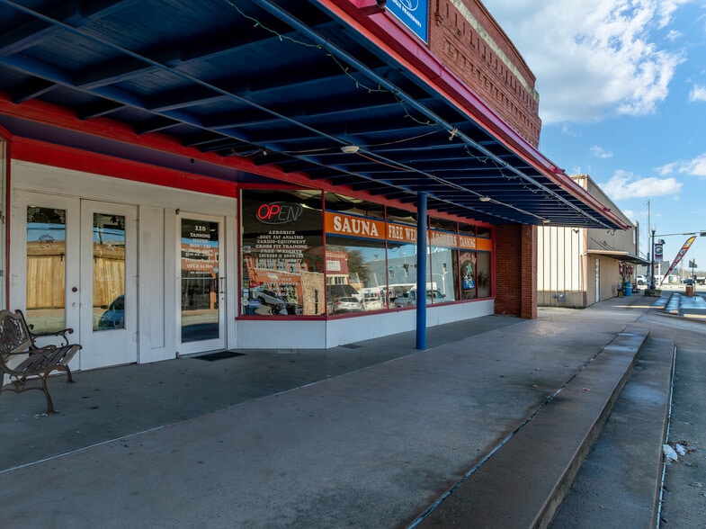 110 E Franklin St, Hillsboro, TX for sale - Building Photo - Image 2 of 52