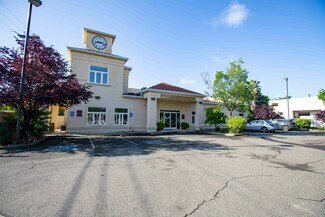 Plus de détails pour 2110 Railroad Ave, Redding, CA - Bureau/Médical à louer