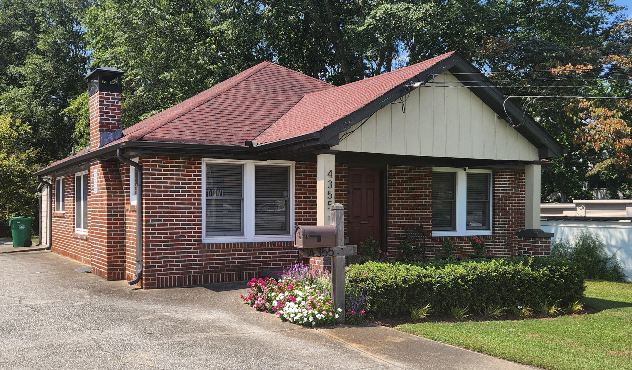 4355 Covington Hwy, Decatur, GA for lease Building Photo- Image 1 of 10