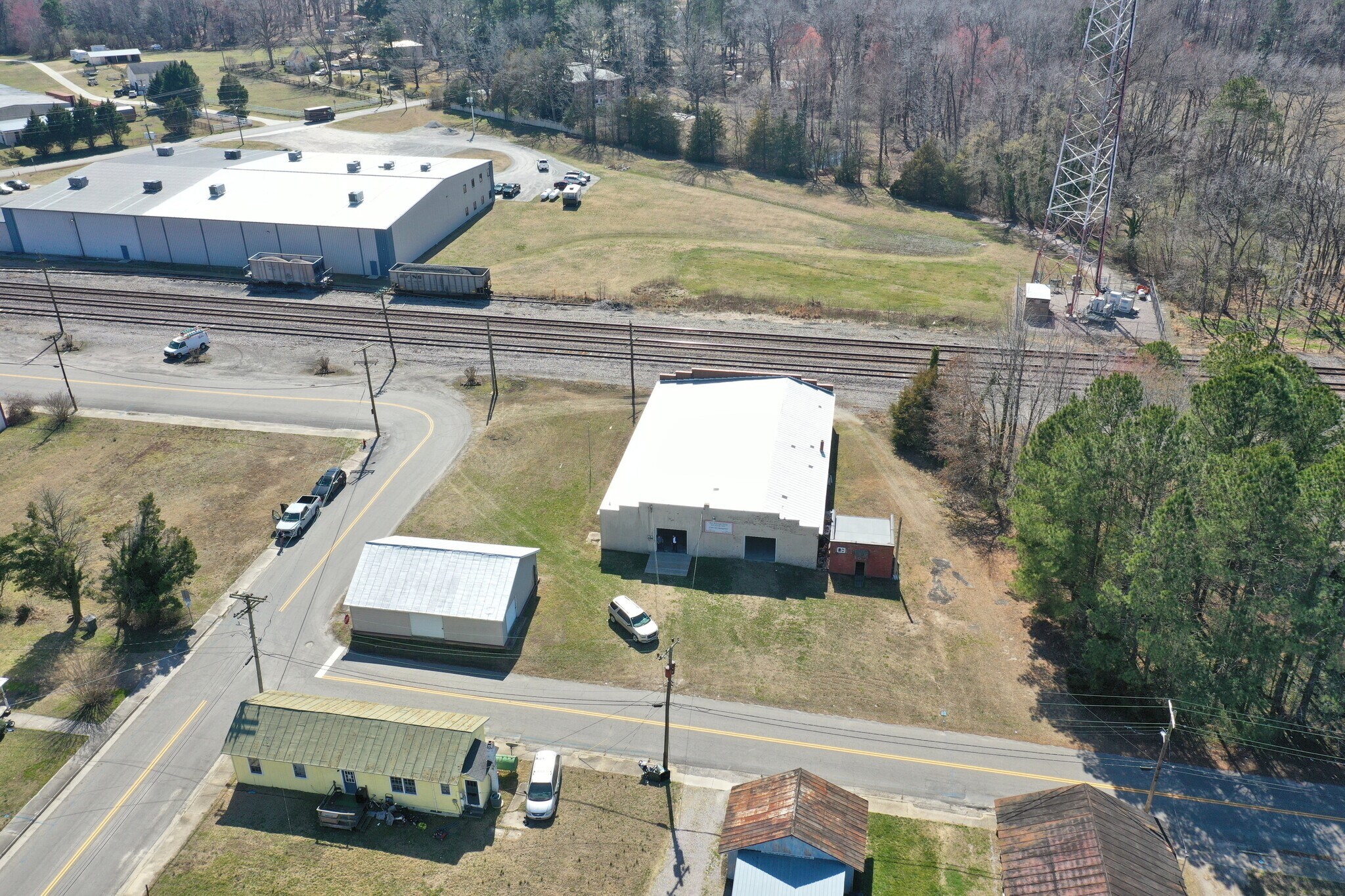 300 Wilson Ave, Wakefield Sussex, VA for lease Building Photo- Image 1 of 26