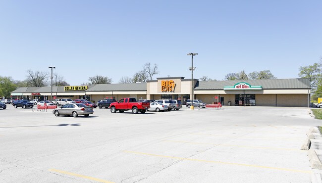 More details for 185 N Kennedy Dr, Bradley, IL - Retail for Lease
