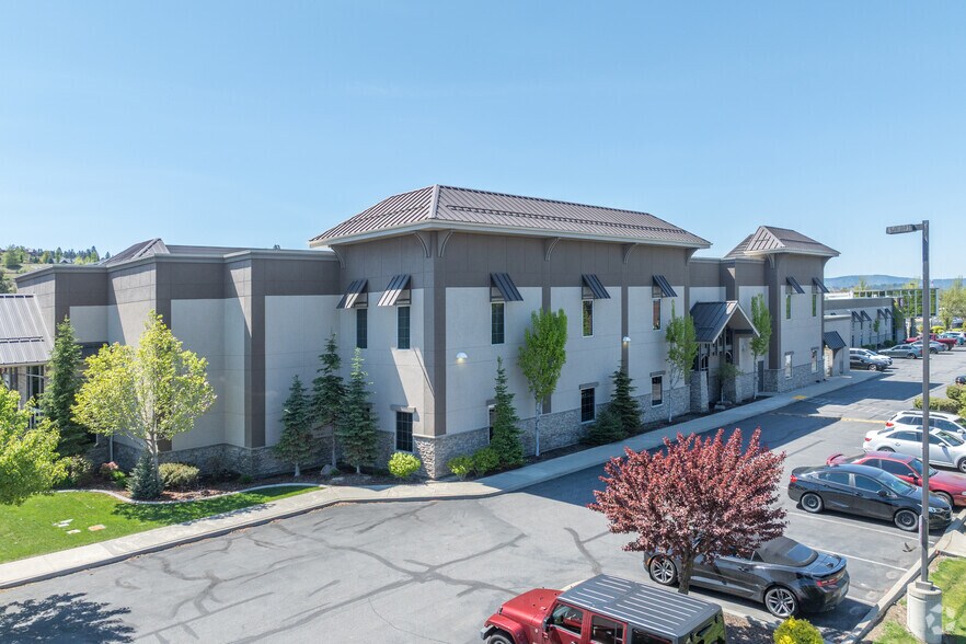 1322 N Whitman Ln, Liberty Lake, WA à louer - Photo du bâtiment - Image 3 de 5