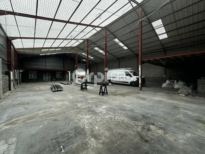 Bureau dans Villefranche-sur-Saône à louer - Photo intérieure - Image 2 de 5