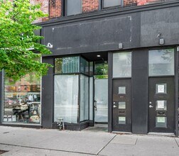 433 Spadina Ave, Toronto, ON à louer Photo du bâtiment- Image 1 de 9