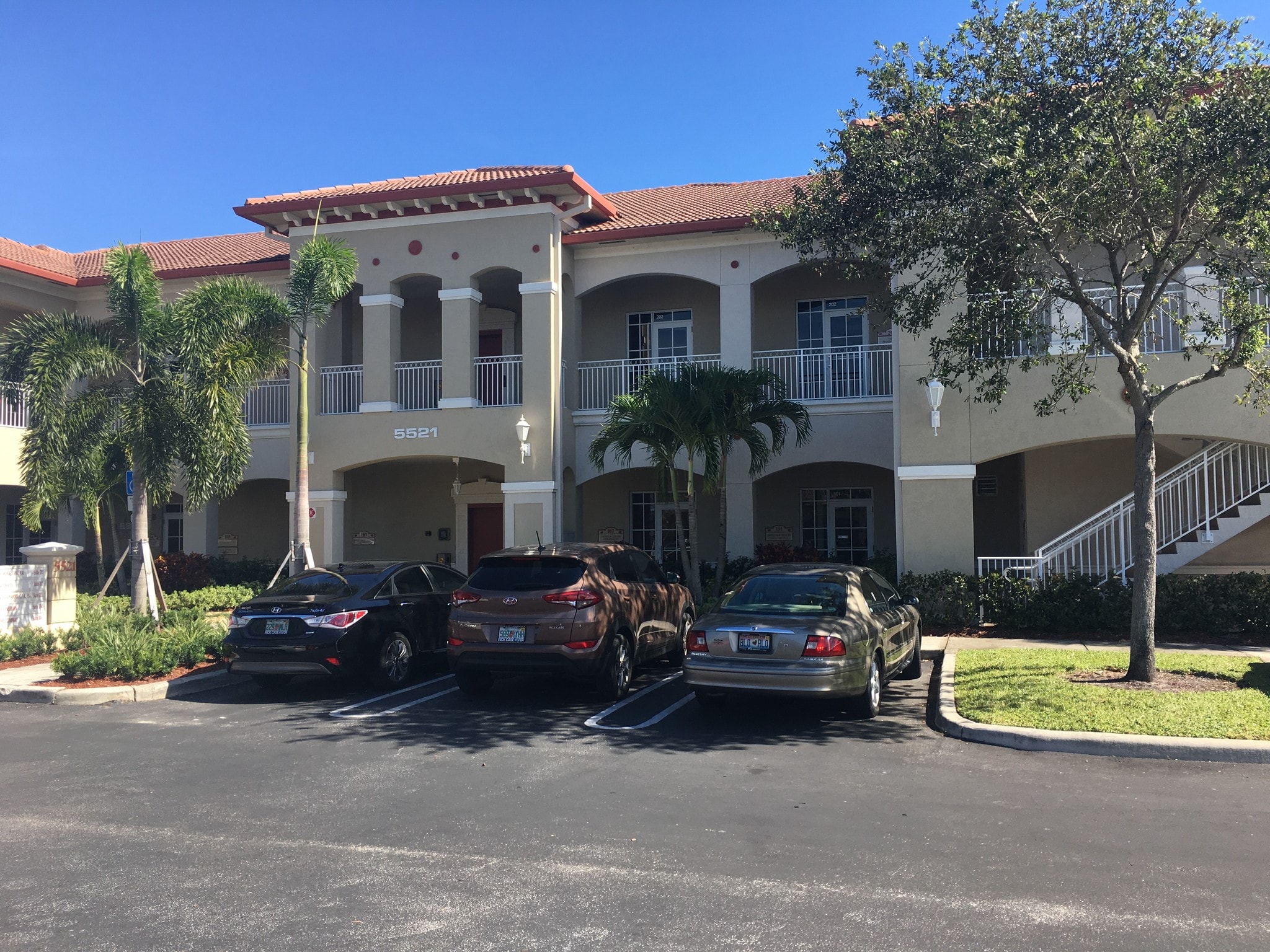 5521 N University Dr, Coral Springs, FL for sale Primary Photo- Image 1 of 6