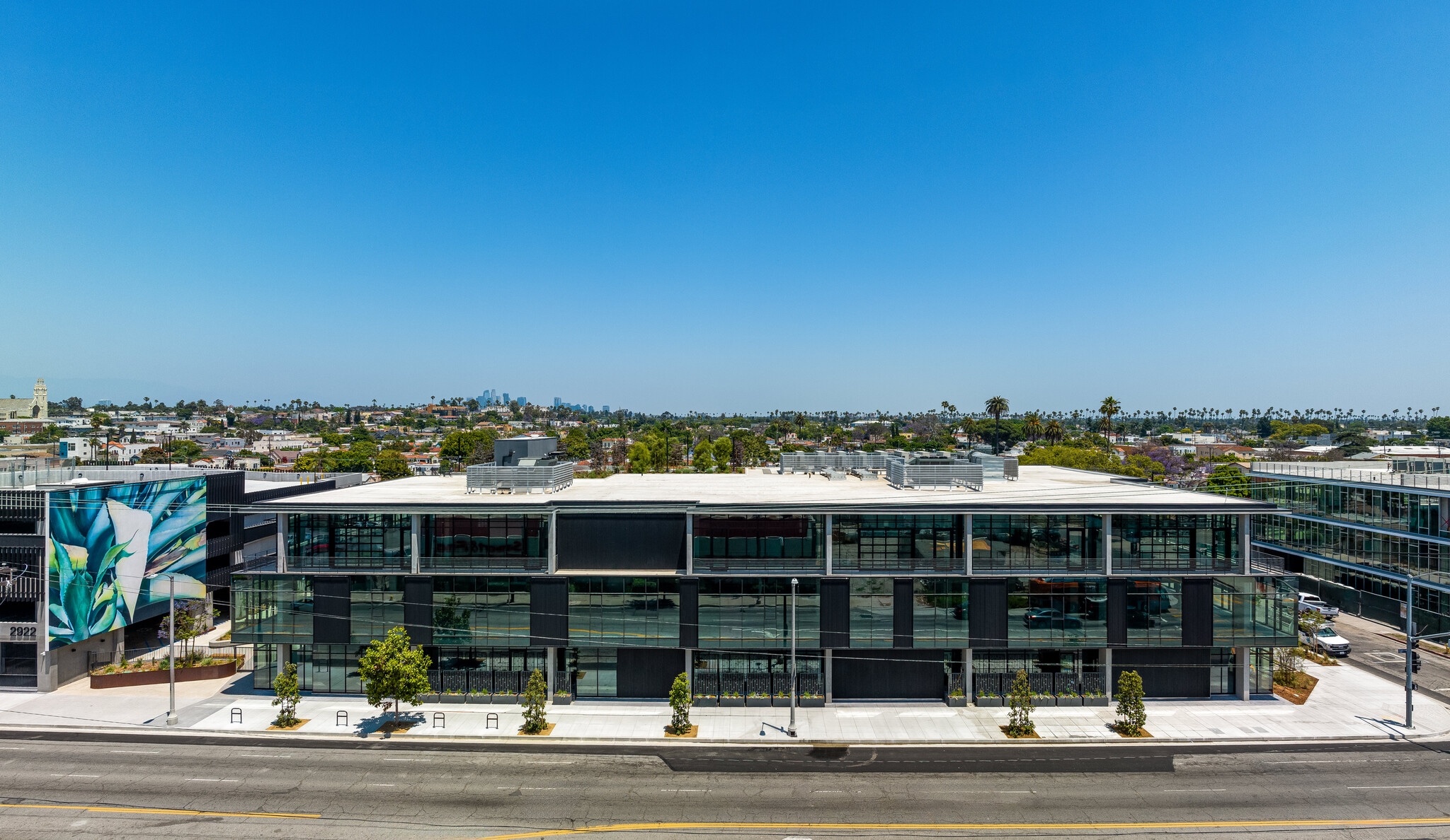 2922 Crenshaw Blvd, Los Angeles, CA for lease Building Photo- Image 1 of 9