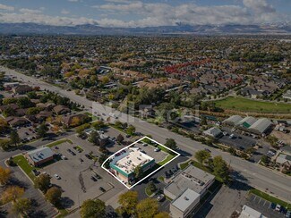 Plus de détails pour 9155 S Redwood Rd, West Jordan, UT - Commerce de détail à vendre