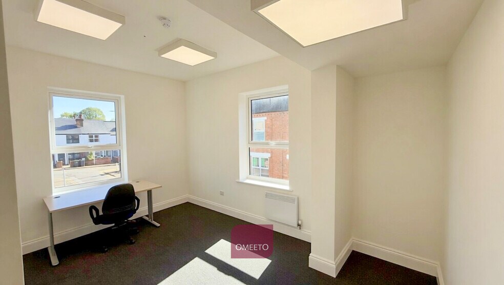 8 Portland St, Beeston à louer - Photo du bâtiment - Image 3 de 16