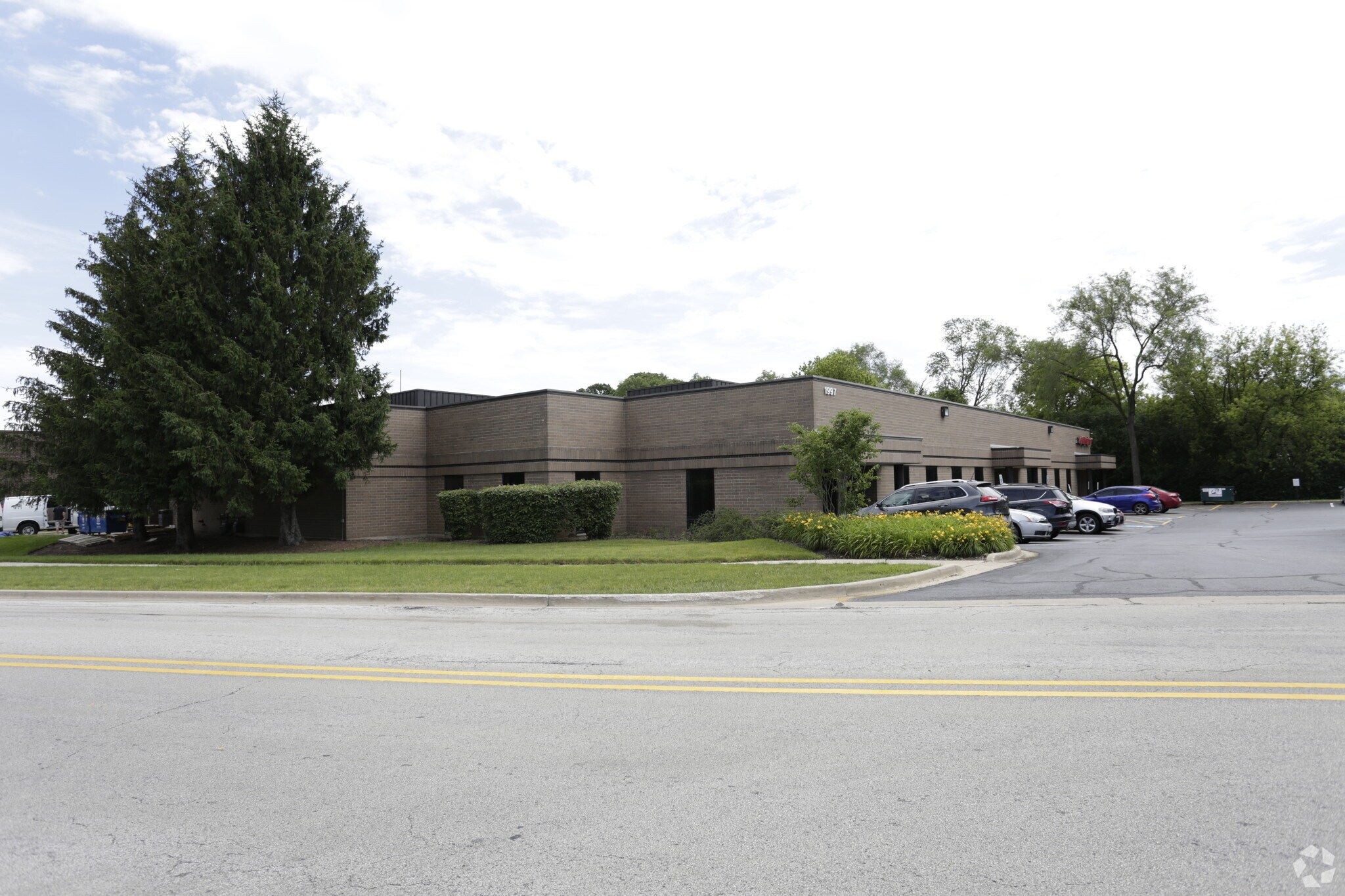 1997 Ohio St, Lisle, IL for lease Primary Photo- Image 1 of 10