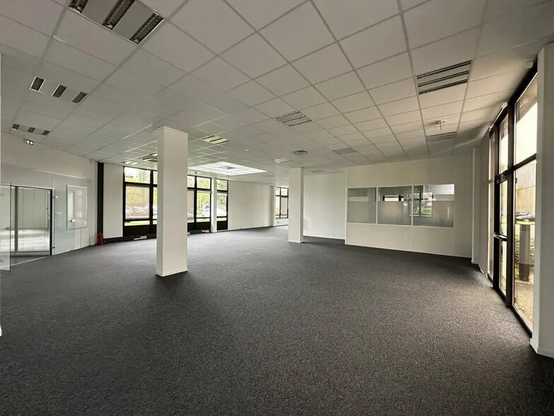 Office in Lingolsheim for lease - Building Photo - Image 3 of 7