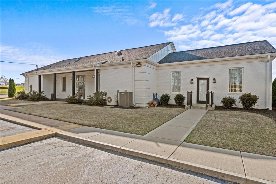 100 Inman Rd, Lyman, SC à vendre - Photo du bâtiment - Image 3 de 33