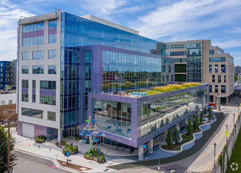 1330 Lagoon Ave, Minneapolis, MN à louer - Photo principale - Image 1 de 35