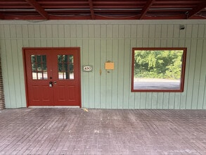2700 S Roan St, Johnson City, TN for lease Building Photo- Image 1 of 15