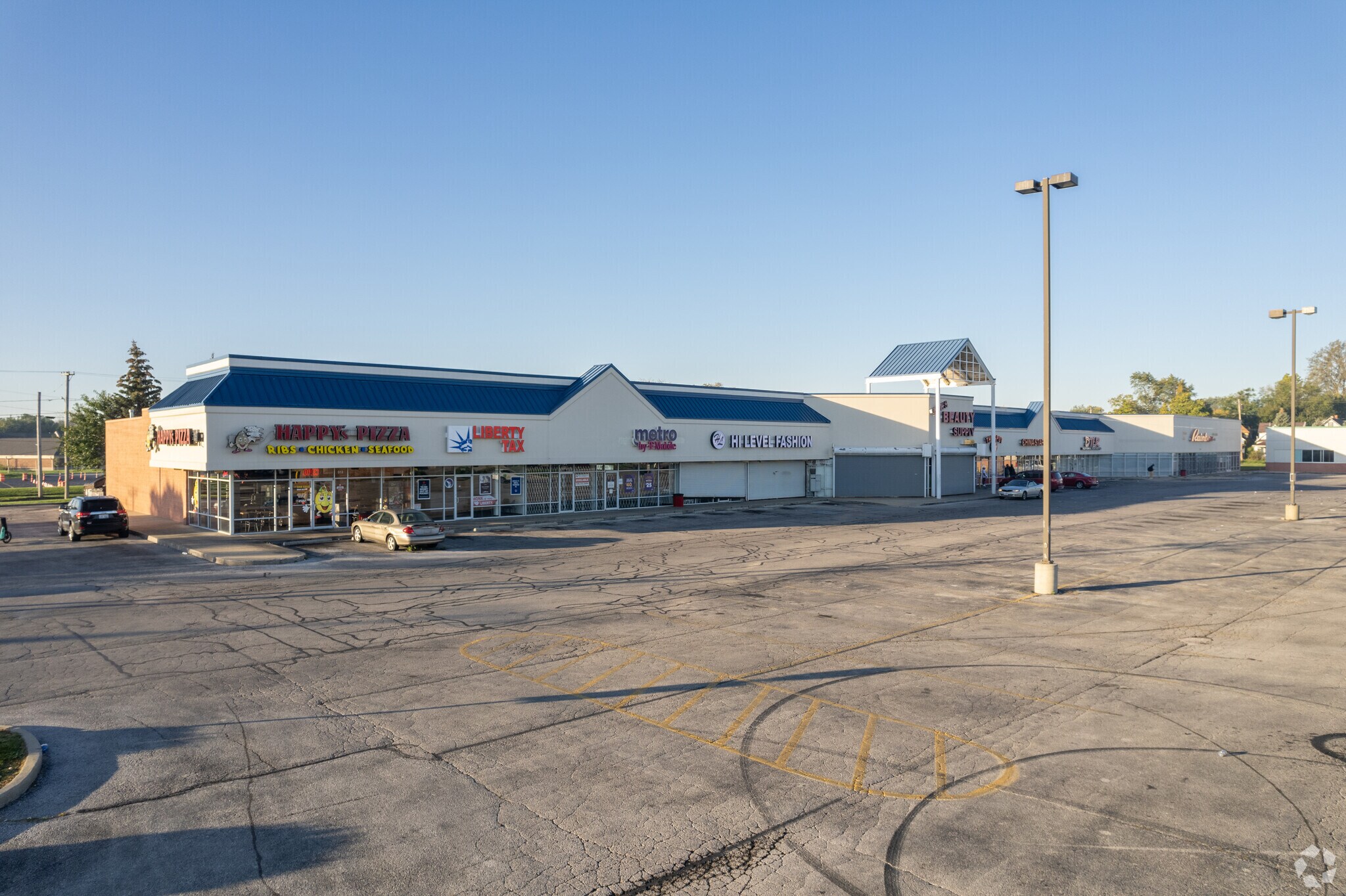 551 Dorr St, Toledo, OH for lease Building Photo- Image 1 of 7