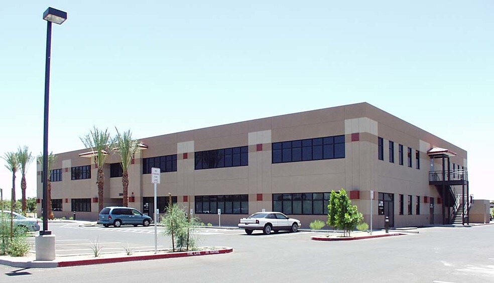 13090 N 94th Dr, Peoria, AZ à louer - Autre - Image 3 de 8