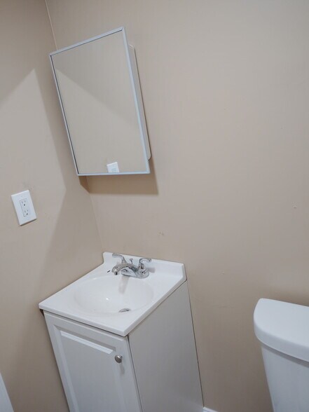 3102 G St, Philadelphia, PA à louer - Photo du bâtiment - Image 3 de 7