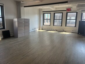 254 W 31st St, New York, NY for lease Interior Photo- Image 2 of 14