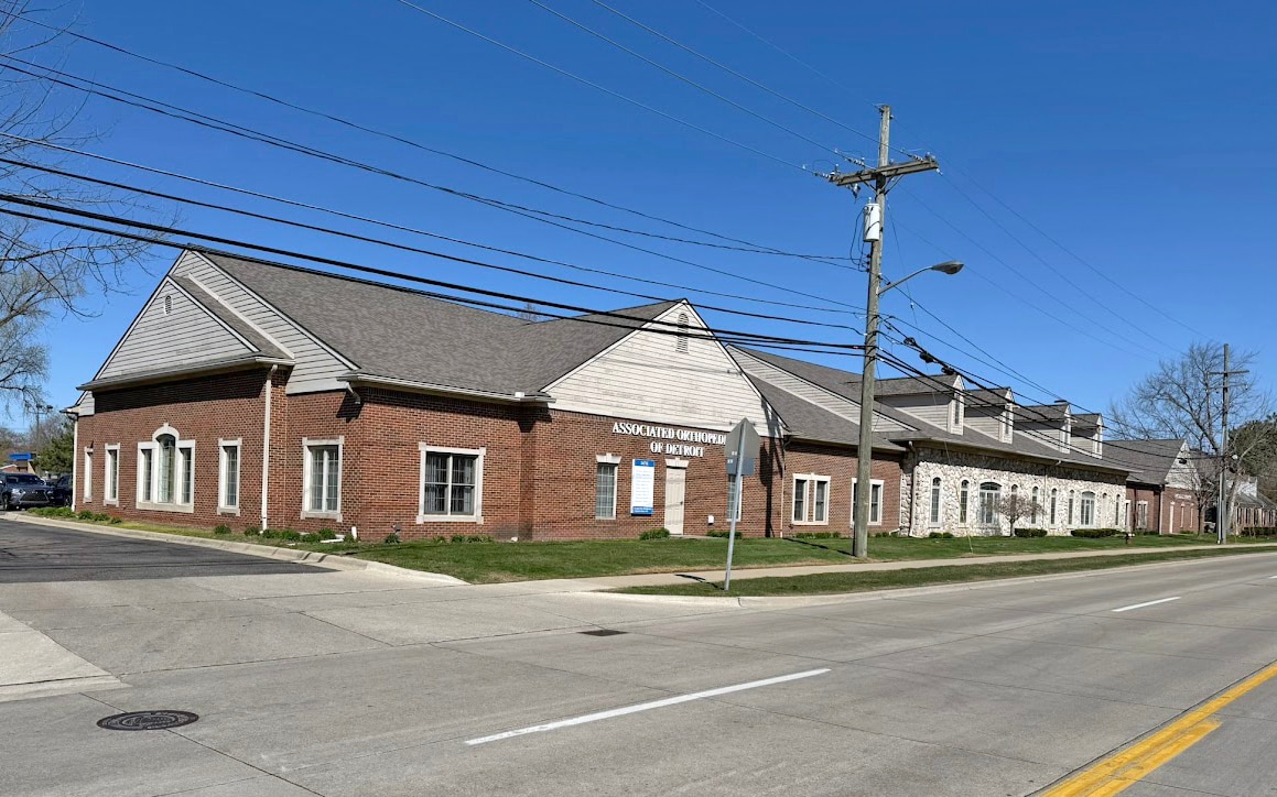 24715 Little Mack Ave, Saint Clair Shores, MI for lease Building Photo- Image 1 of 13