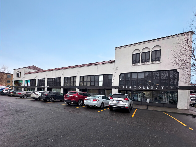 837-841 SE Belmont St, Portland, OR for lease - Building Photo - Image 2 of 14