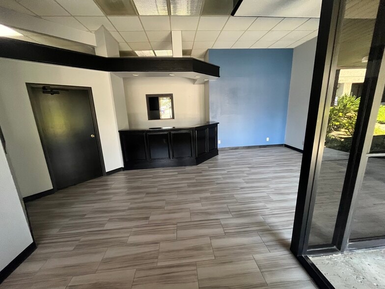9567 Arrow Route, Rancho Cucamonga, CA for lease - Building Photo - Image 2 of 11