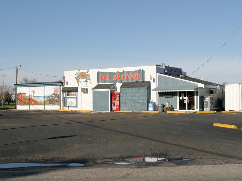 3312 Williamsburg Rd, Richmond, VA for sale - Building Photo - Image 2 of 3