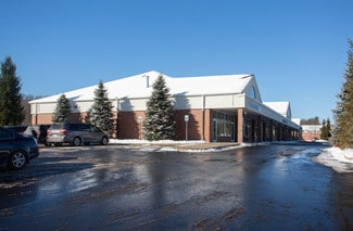 Plus de détails pour 220 Great Rd, Littleton, MA - Commerce de détail à louer