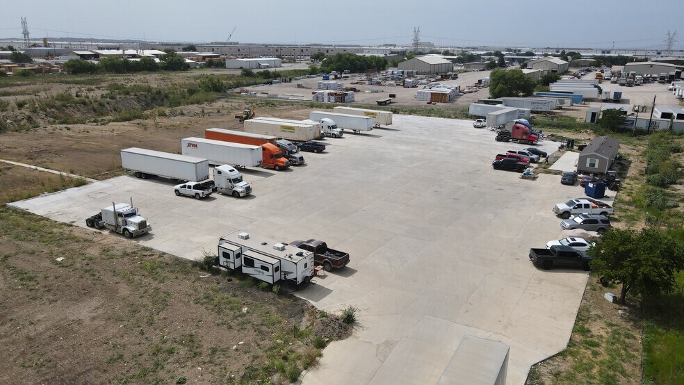 970 Blue Mound Rd E, Haslet, TX for sale - Building Photo - Image 2 of 5