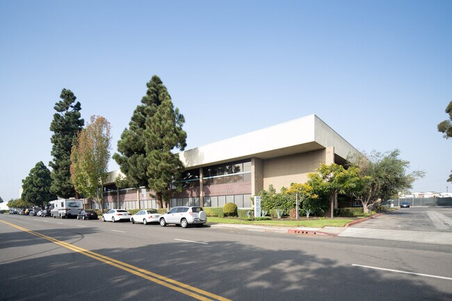 More details for 2411 Santa Fe Ave, Redondo Beach, CA - Industrial for Lease