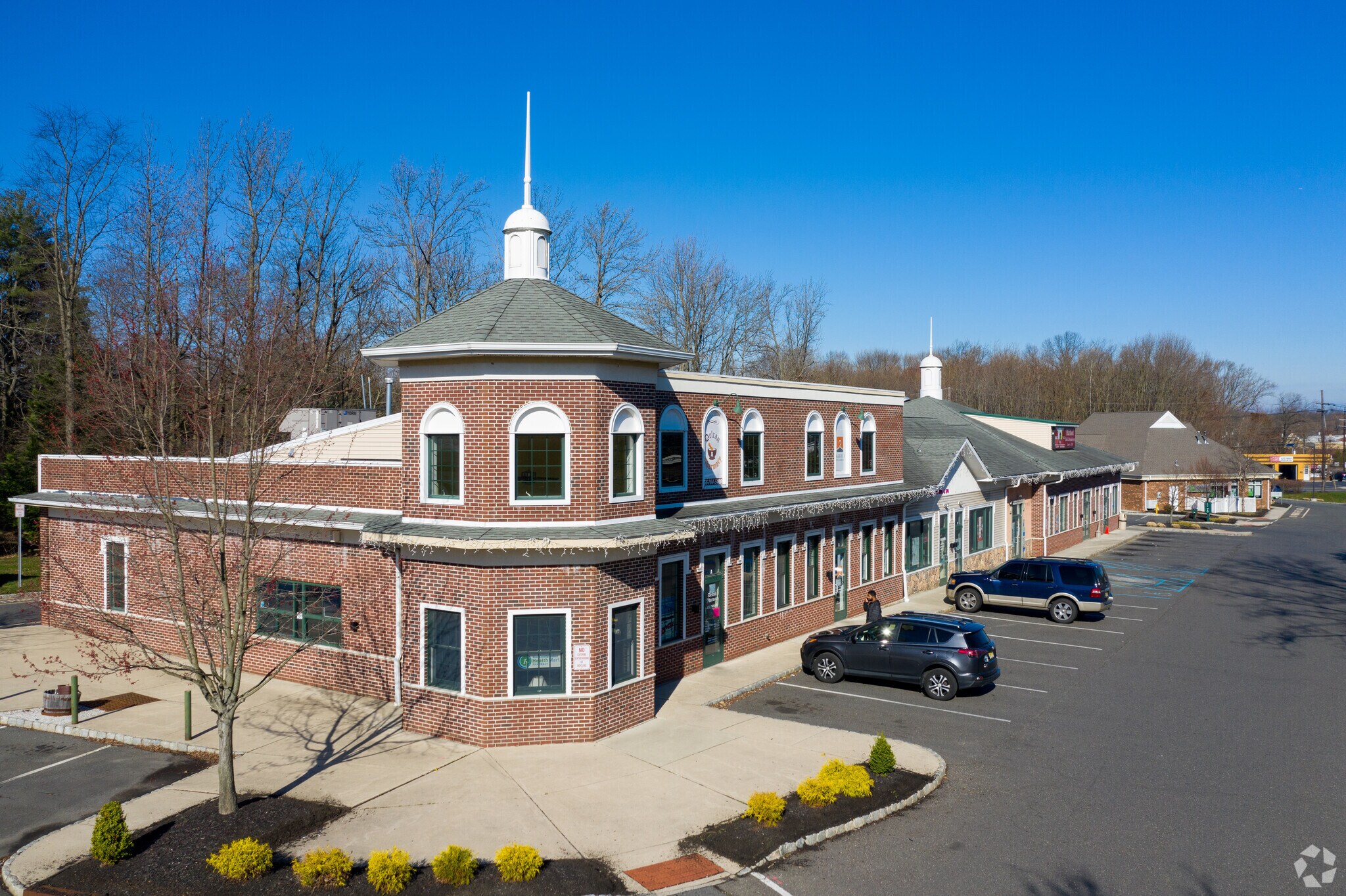 80-88 Hartford Rd, Moorestown, NJ à louer Photo du bâtiment- Image 1 de 2