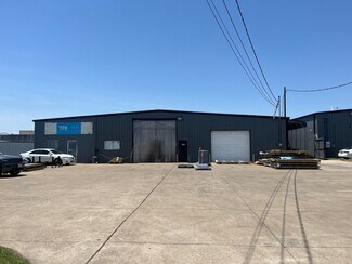 Plus de détails pour 1115 N 1st St, Garland, TX - Industriel à vendre