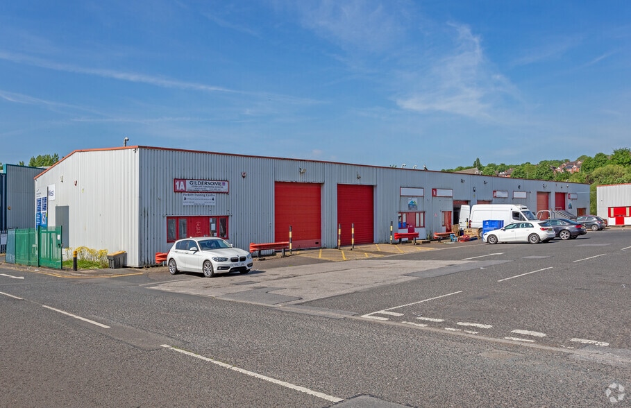 Anchor Bridge Way, Dewsbury for lease - Primary Photo - Image 1 of 14