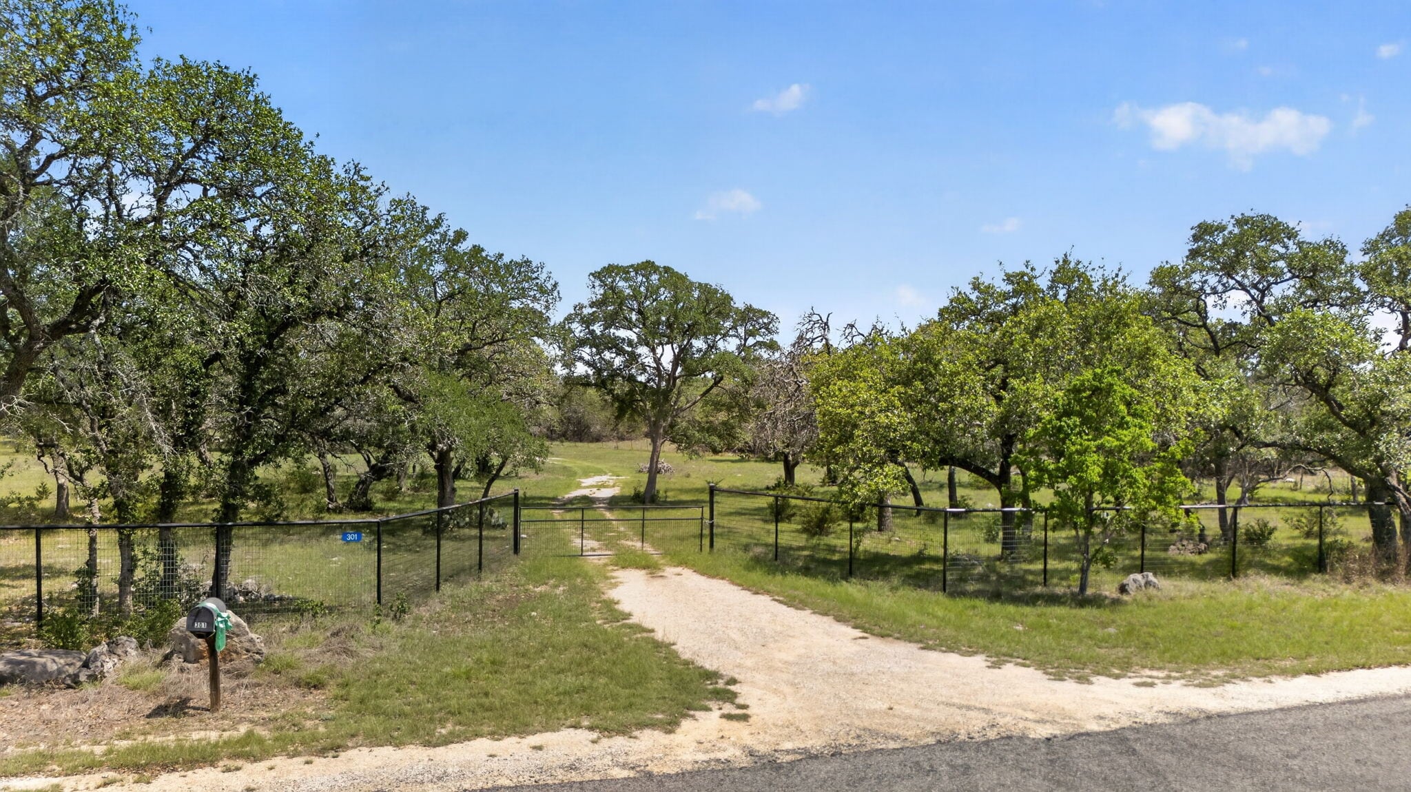 301 Sattler Rd, Spring Branch, TX for sale Primary Photo- Image 1 of 32