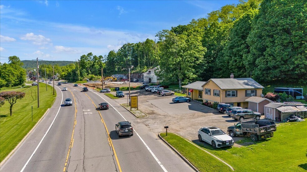 56 Route 22, Pawling, NY à vendre - Photo du b timent - Image 3 de 11