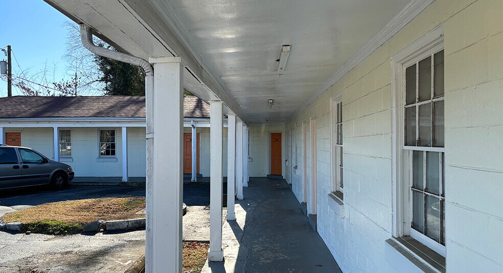 8924 US-1, Richmond, VA à vendre - Photo du bâtiment - Image 2 de 7