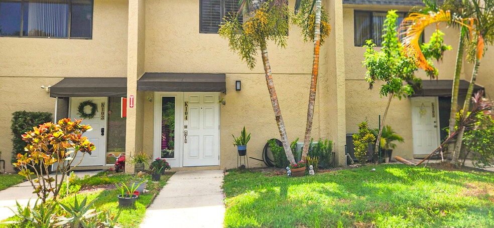 89 Deer Creek Rd, Deerfield Beach, FL for sale - Building Photo - Image 3 of 23