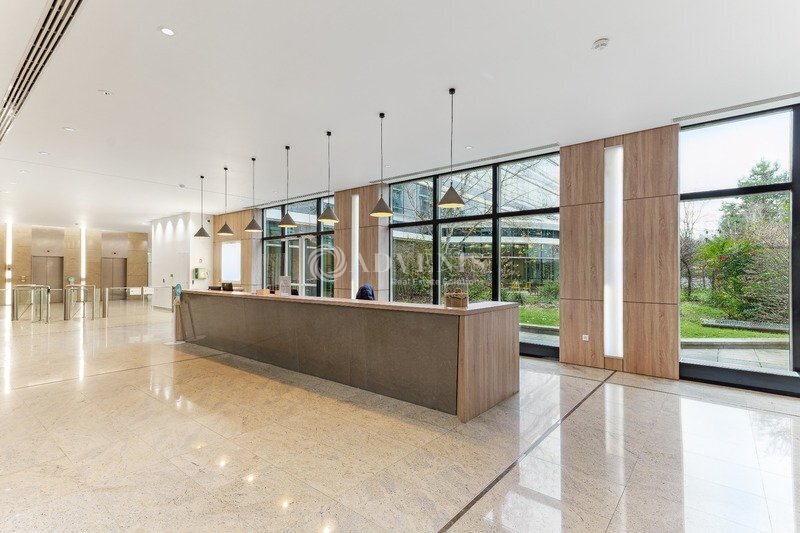 104 Avenue De L'Europe, Bois-Colombes à louer - Hall d’entrée - Image 2 de 12