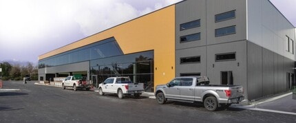 3855 Wayburne Dr, Burnaby, BC for lease Building Photo- Image 2 of 6