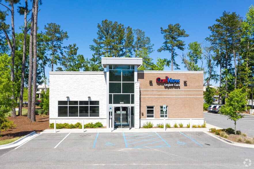 8445 Dorchester Rd, North Charleston, SC à vendre - Photo du bâtiment - Image 3 de 3