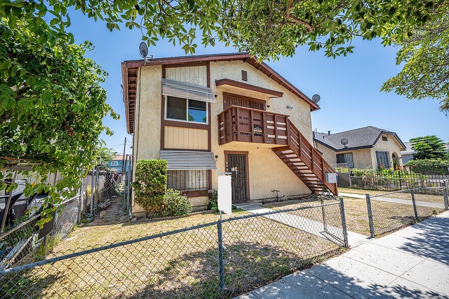 1490 Gundry Ave, Long Beach, CA à vendre - Photo du bâtiment - Image 1 de 16