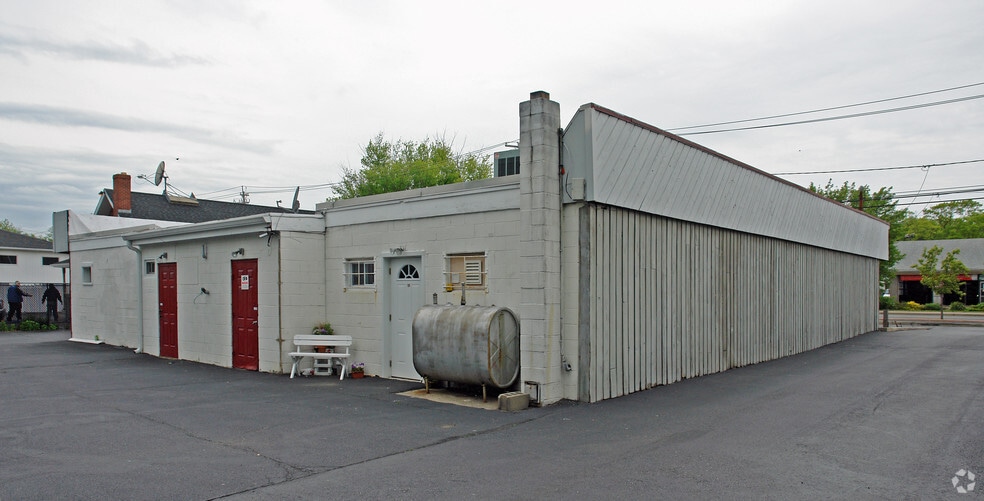 538 Rt-25a, Rocky Point, NY à vendre - Photo du bâtiment - Image 3 de 16