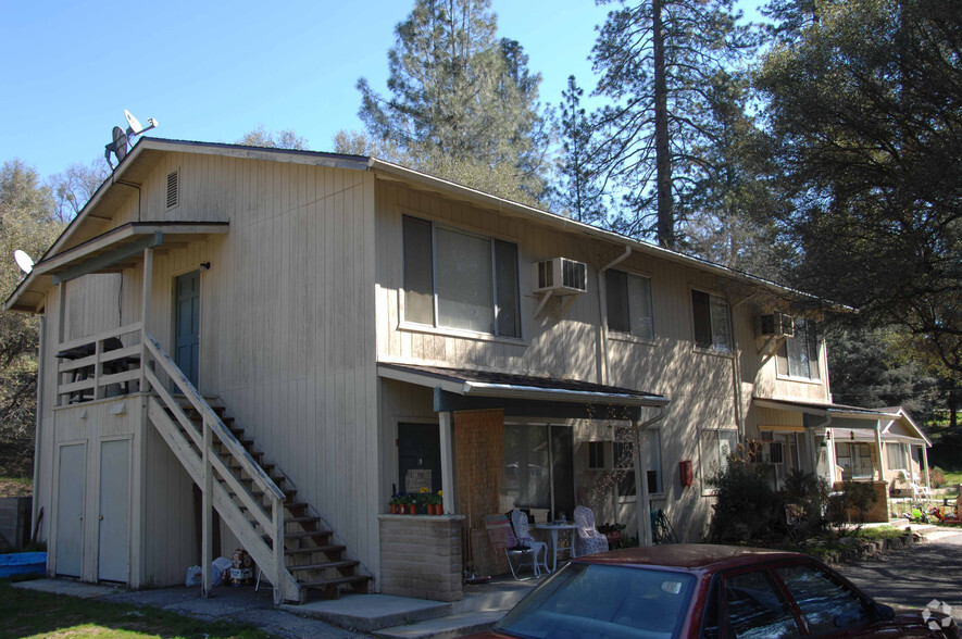 49484 Road 426, Oakhurst, CA for sale - Building Photo - Image 1 of 1