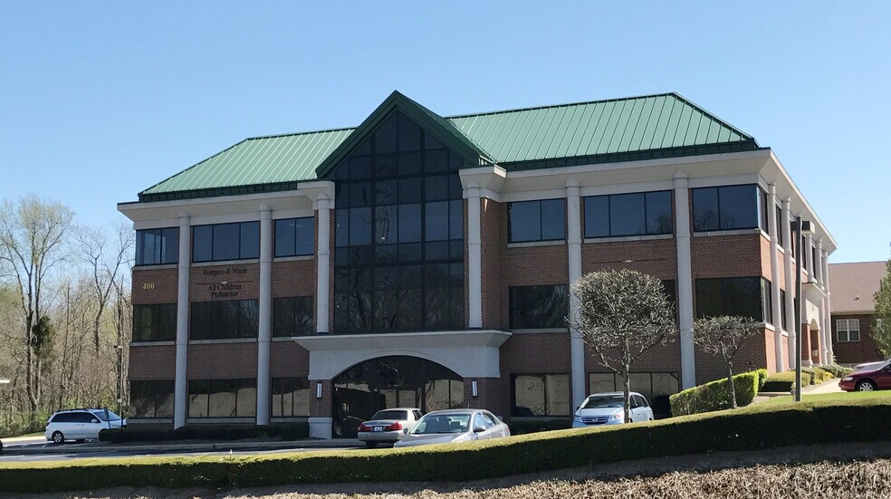 400 Blankenbaker Pky, Louisville, KY for lease - Building Photo - Image 1 of 11