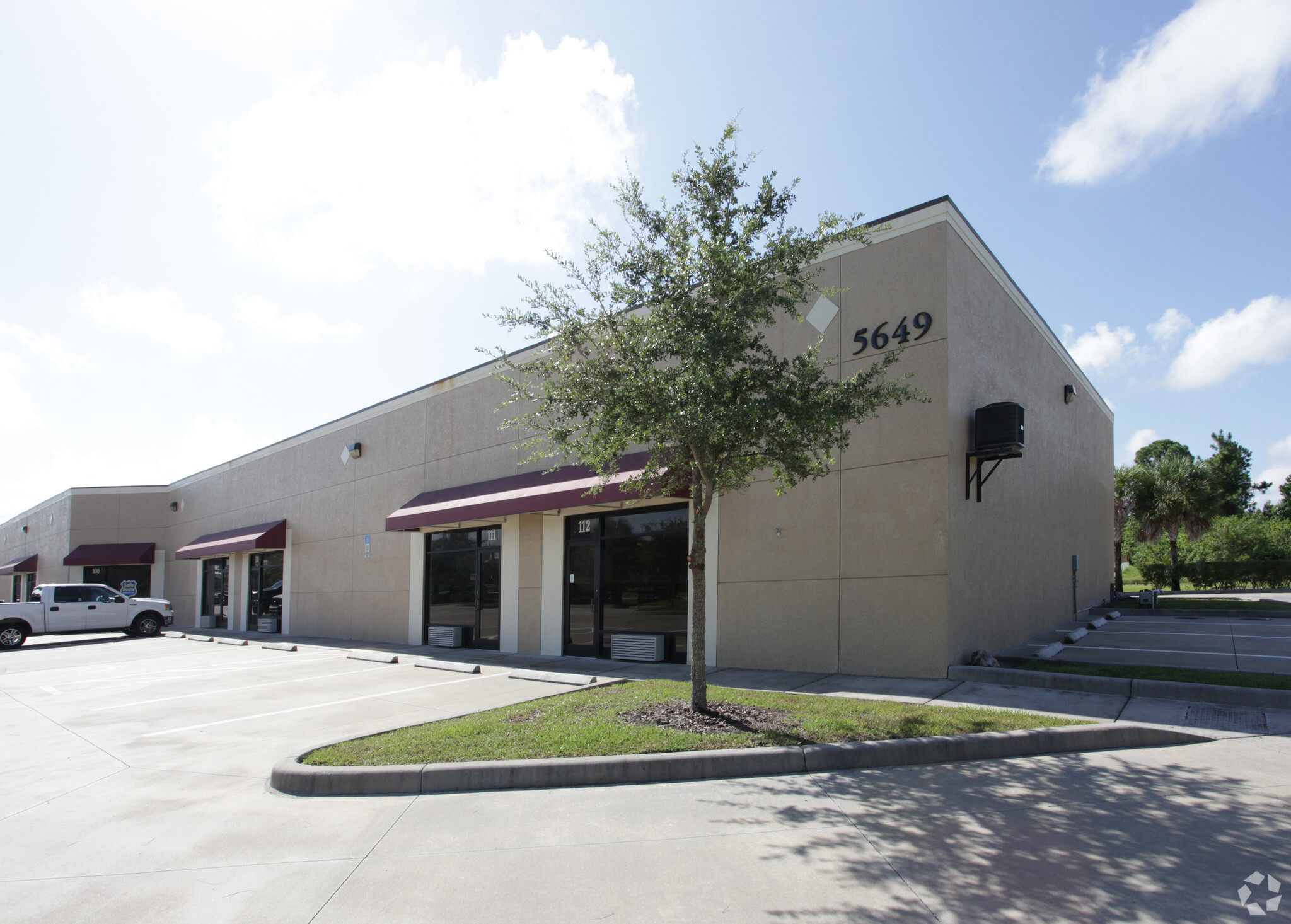 5649 W 2nd St, Lehigh Acres, FL for sale Primary Photo- Image 1 of 1