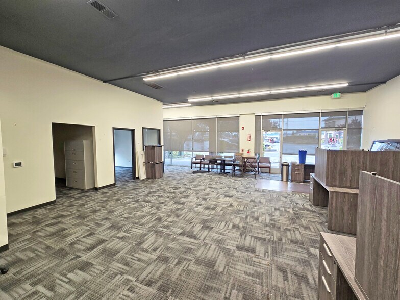 9226 NE Highway 99, Vancouver, WA à louer - Photo du bâtiment - Image 3 de 9